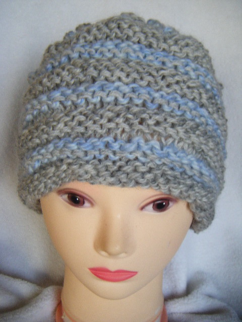 冬*手編み男女兼用キャップ*薄灰の濃淡の段と*薄青・薄水色の段      ふ拍卖