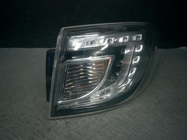 アテンザ GH5FW 右 テール ランプ ライト G33P-51-150E拍卖