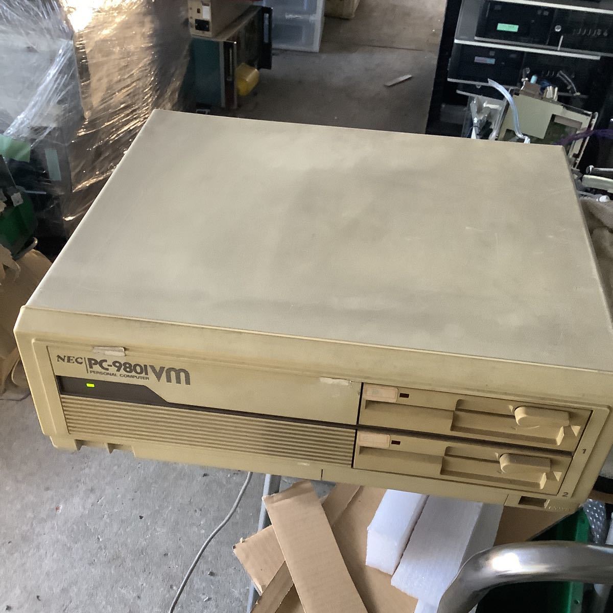 PC-9801 NEC デスクトップパソコン 古いレトロ 一般的な通電確認のパイロットランプ確認のみ ジャンク動作未確認拍卖