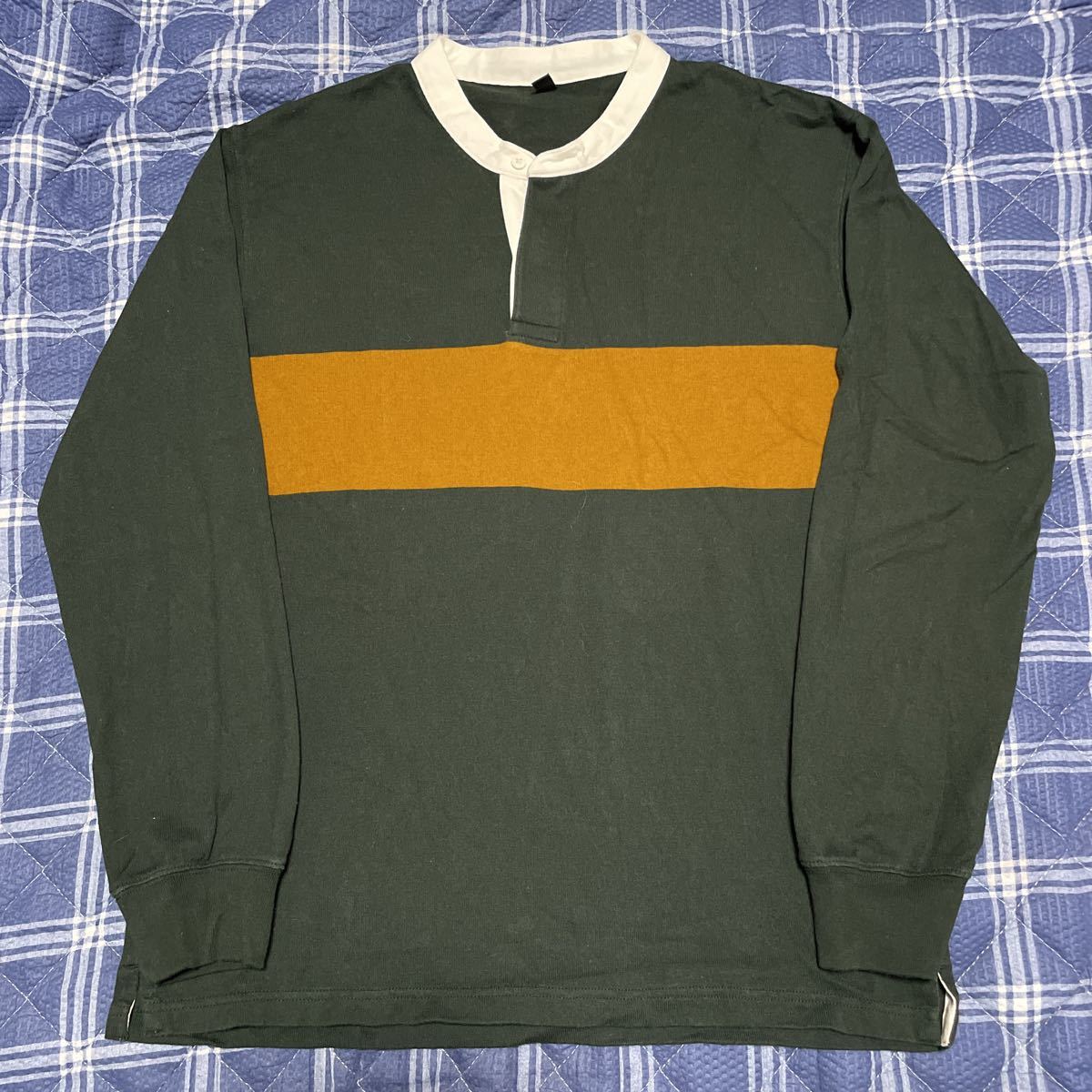 美品 UNIQLO 長袖Tシャツ グリーン系 M ま拍卖