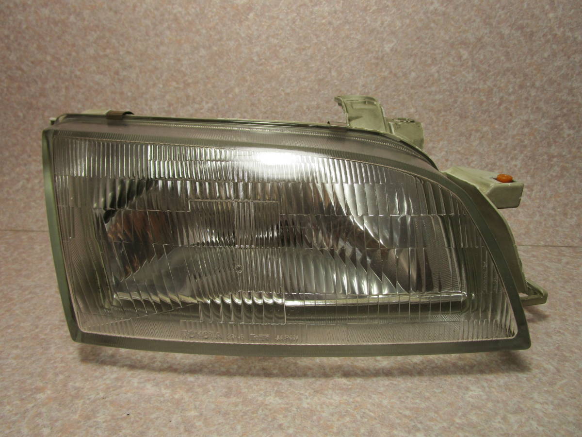 カルディナ ET196 ヘッドライト 右 KOITO 21-16 破損なし拍卖