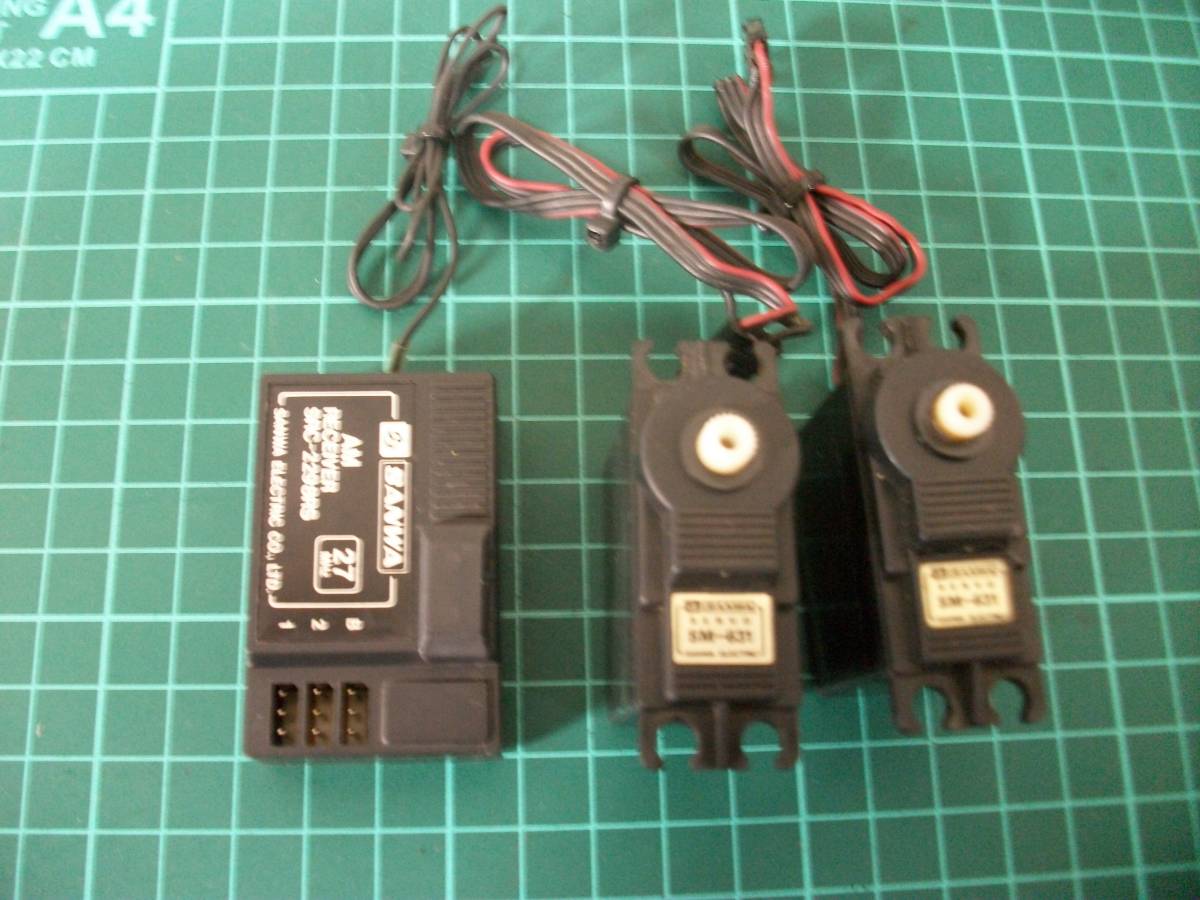 【激安目玉商品】サンワ 2サーボセット()クリスタル無 簡易通電動作確認済 一応ジャンク扱 レターパック送料一律!!拍卖