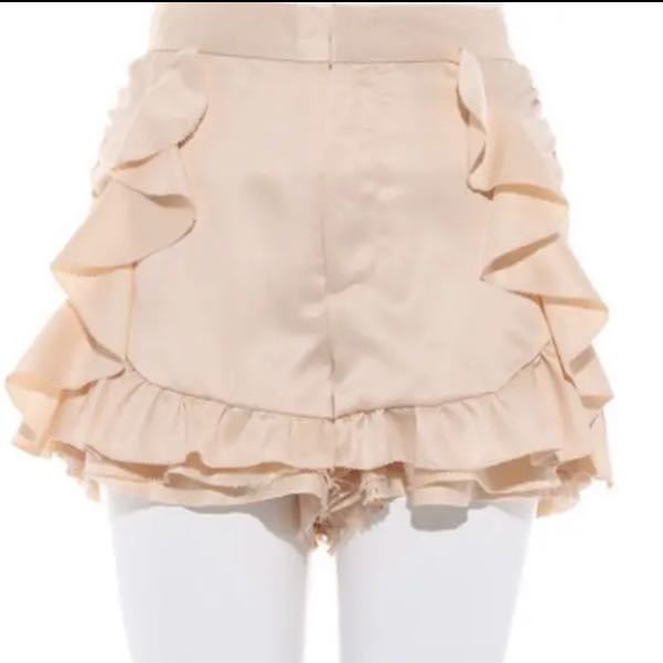【未使用品美品】SNIDEL スナイデル サテンフリルショートパンツ Sサイズ タウンユース ルームウェア拍卖