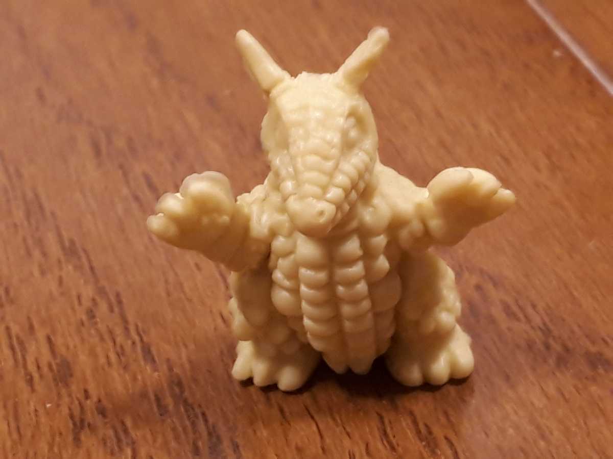 ウルトラマン 怪獣消しゴム 当時物 ロン 黄色拍卖