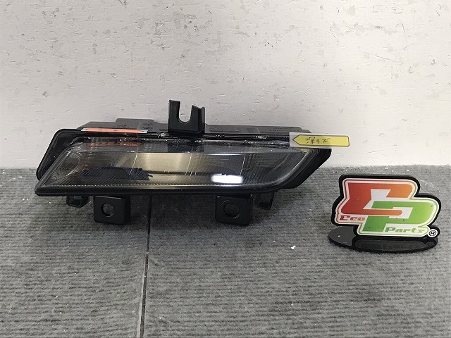 キャプチャー 2R系 純正 右フォグランプ/フォグライト LED デイライト 266054770R 266054770R ルノー(125505)拍卖