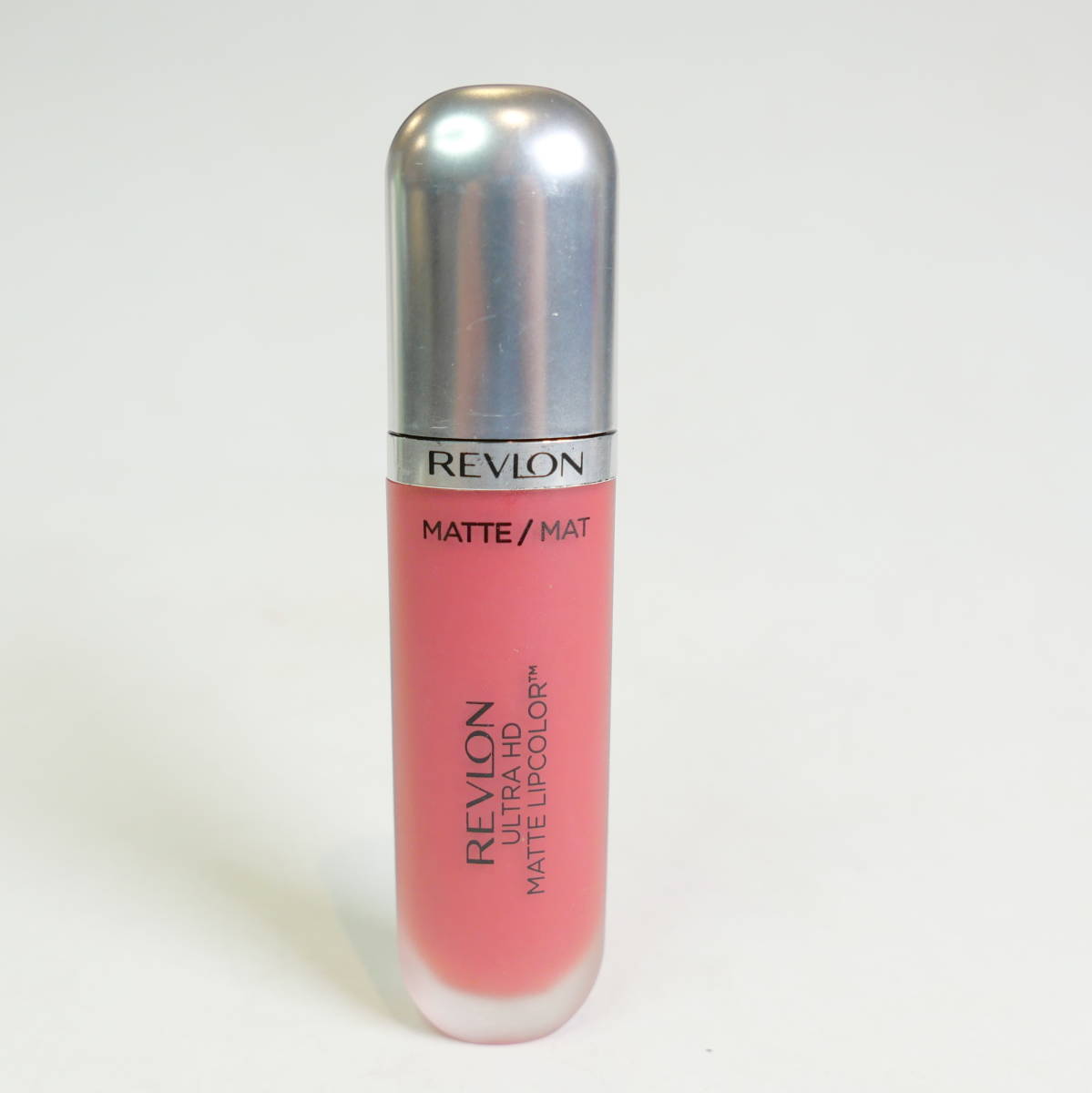 ♪中古コスメ★REVLON レブロン ウルトラ HD マット リップカラー 018 KISSES拍卖