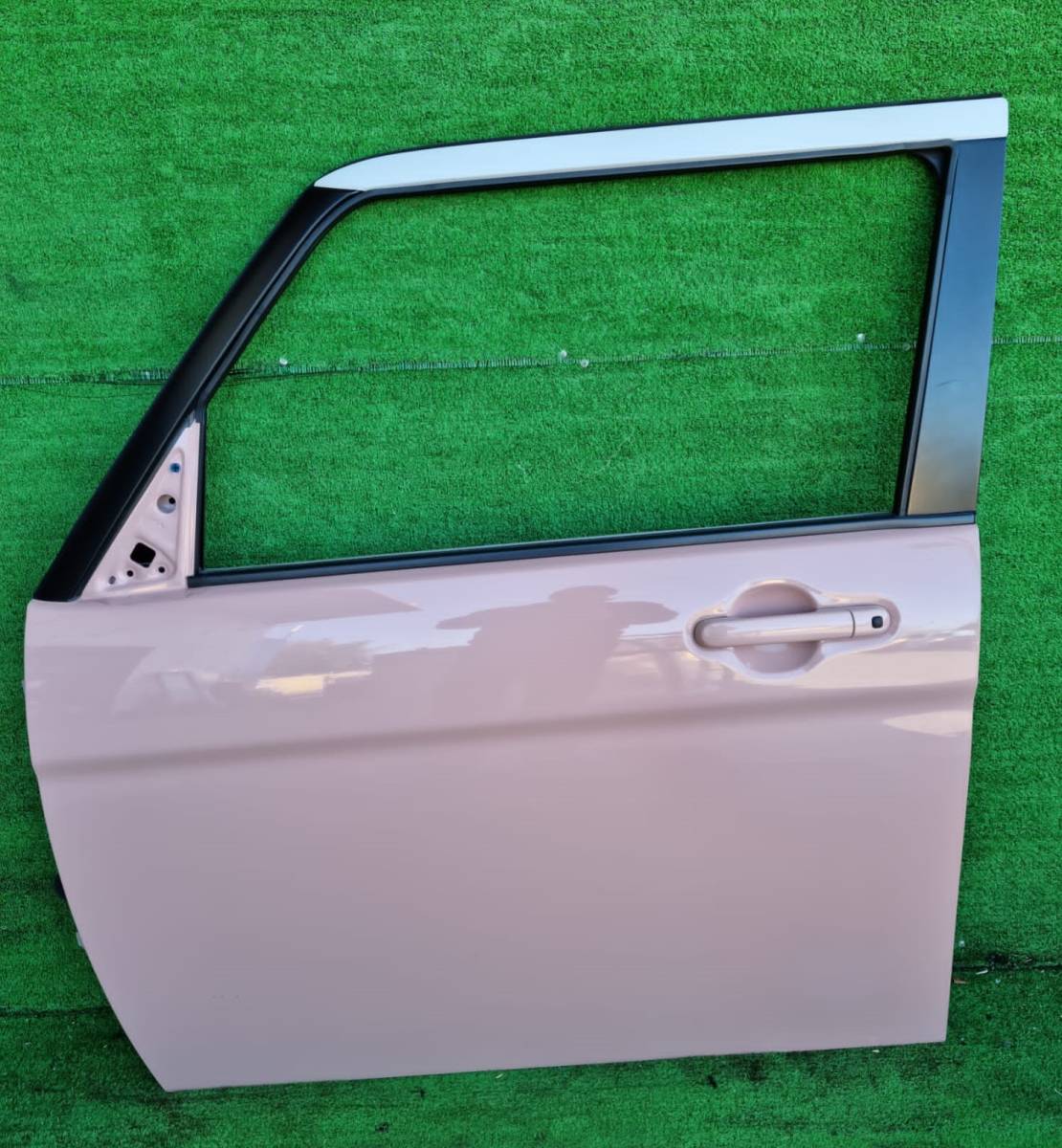 スズキ ラパン HE33S フロントドア 左 (2BS ピンク)拍卖