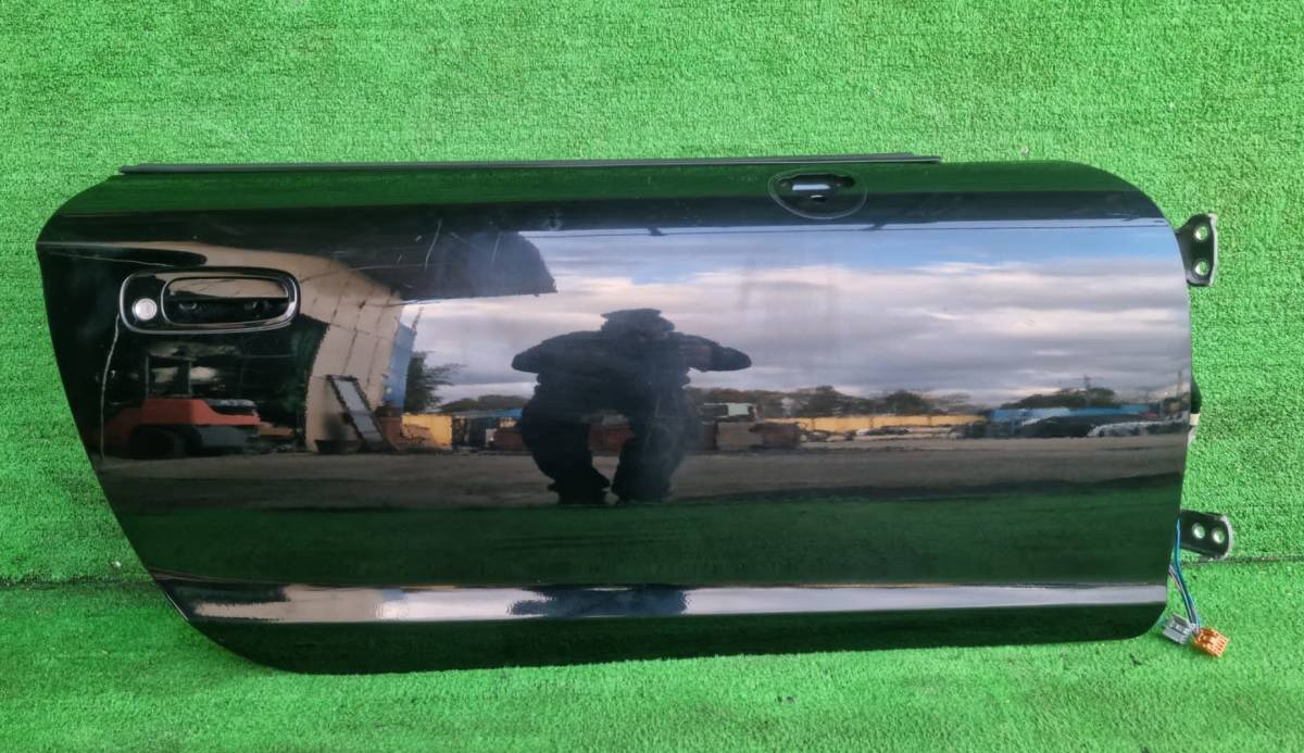 トヨタ MR-S ZZW30 フロントドア 右 (202 ブラック)拍卖