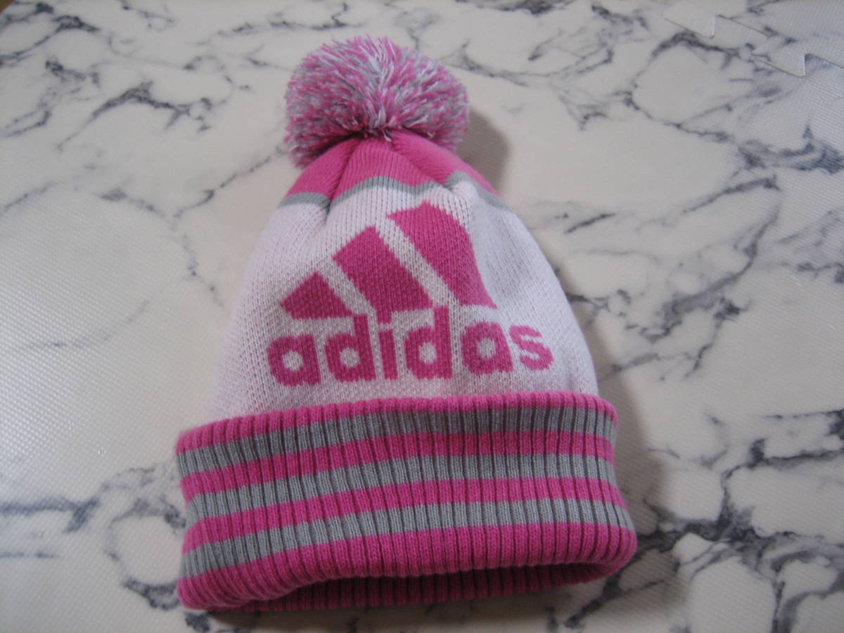 ●● adidas ●● ニット帽 ●● ボンボン付き ●●アディダス拍卖