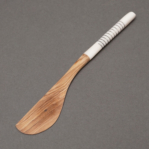 アフリカ ケニア オリーブ バターナイフ 牛骨飾り(ホワイト) 木製 食器拍卖