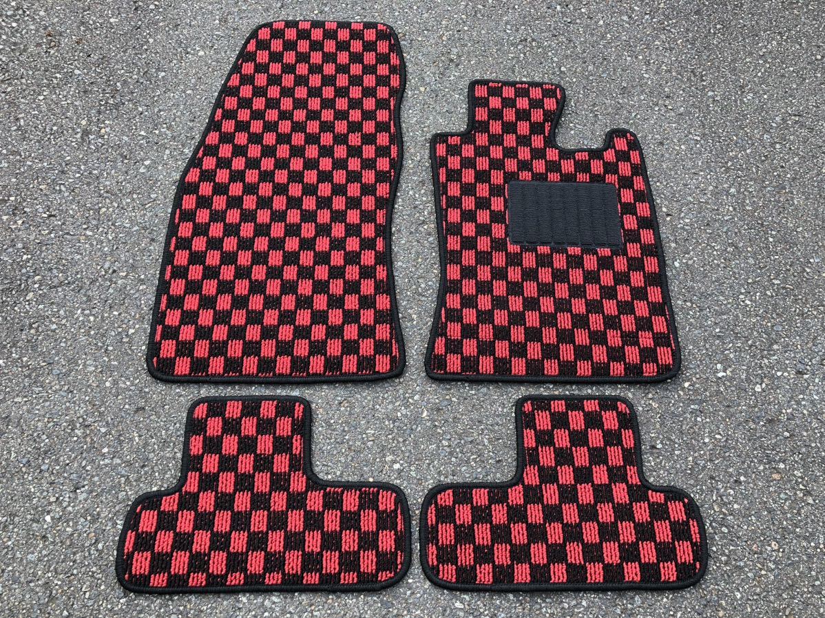 ■送料無料■MINI BMW ミニクーパー R50/R53/RA16 チェックレッド フロアマット 国産 日本産 新品(年式:H13年10月~H19年2月)拍卖