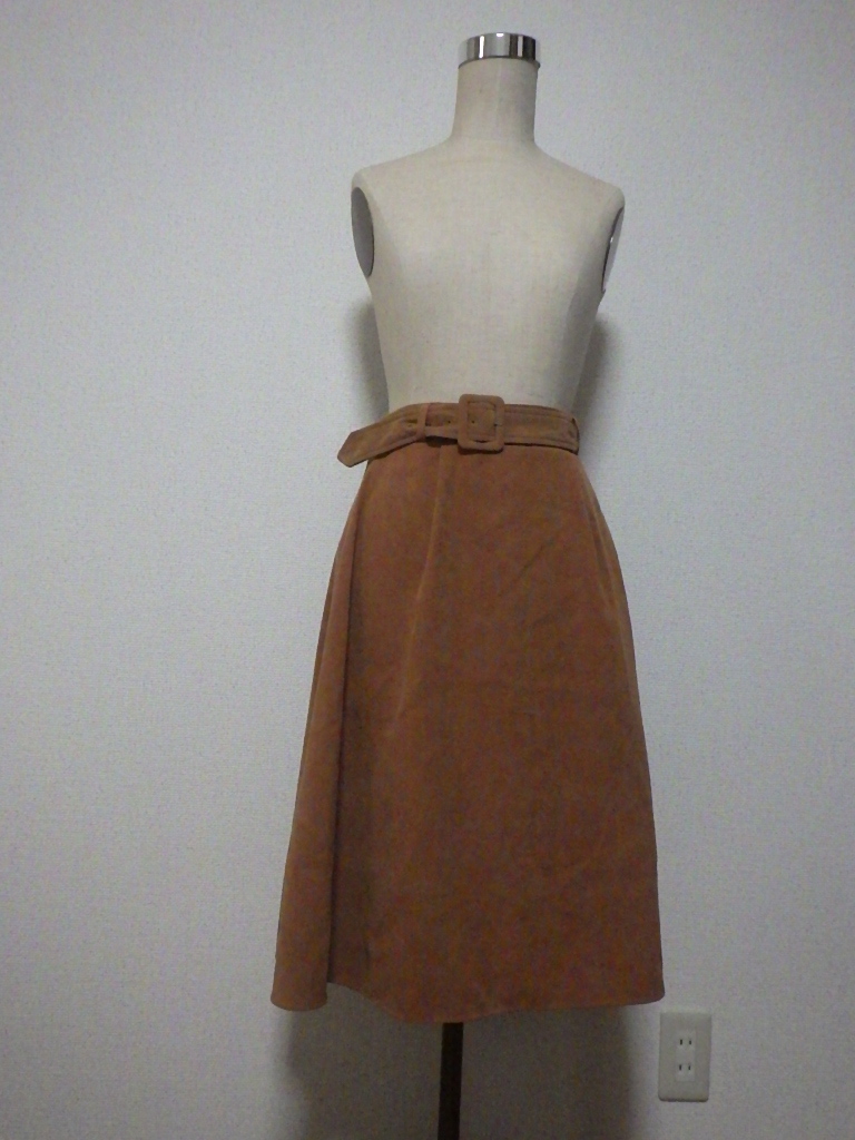 Emsexcite vouloir 膝丈 フレアー スカート 032拍卖