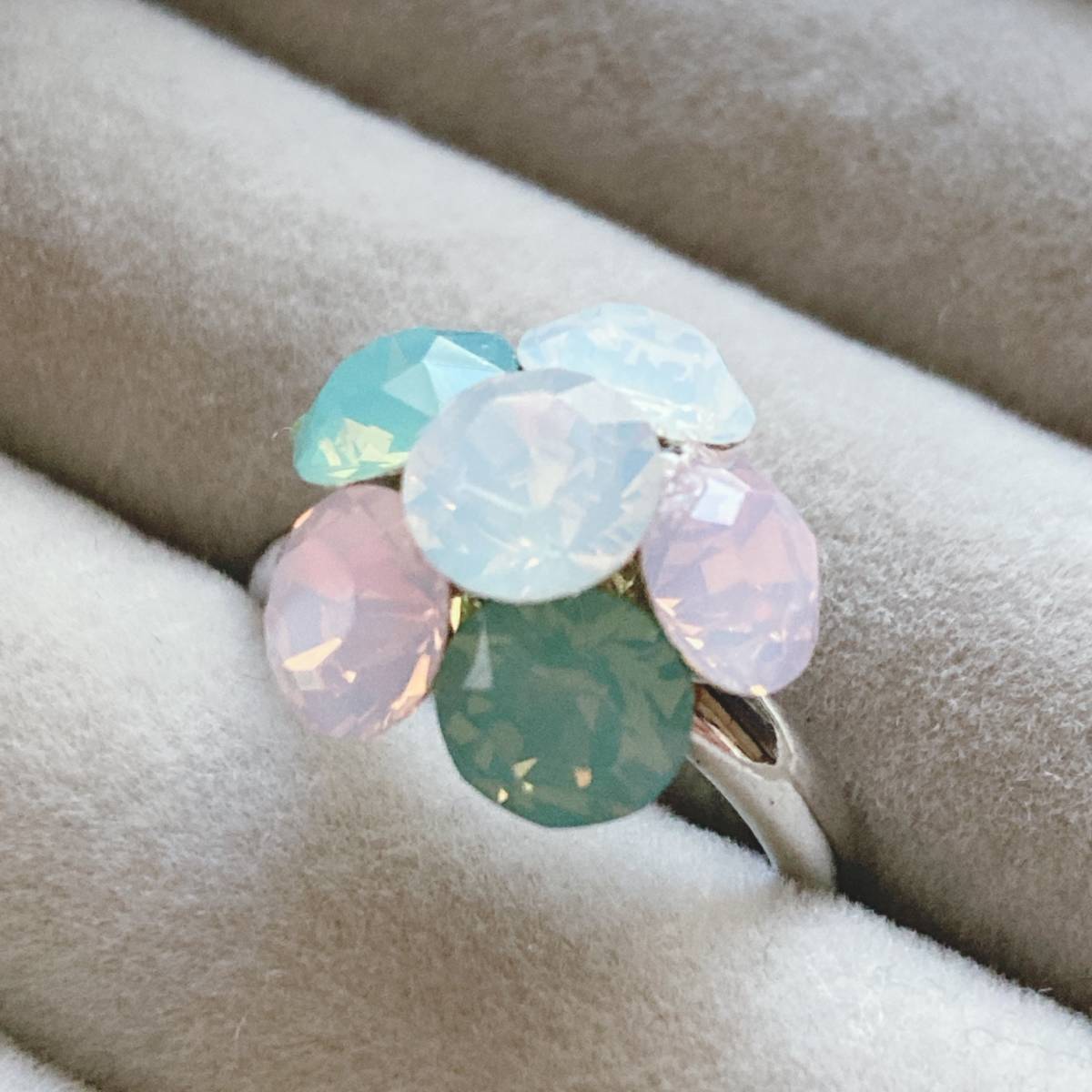 美品 3色パステルカラーリング ミルキービジュー 12号 お花 指輪 flower silver Japan Vintage jewelry accessories 0484拍卖