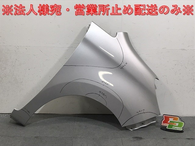 ソリオ MA15S 純正 右フロントフェンダー シルキーシルバーメタリック Z2S スズキ(125532)拍卖