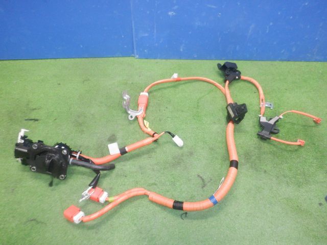 ★プリウス PHV ZVW52 A★ハイブリッドバッテリーチャージャーケーブル 821H5-47010拍卖