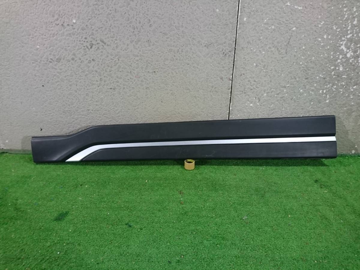 SK5 フォレスター 左フロントドアガーニッシュ 無塗装黒 (74121)拍卖