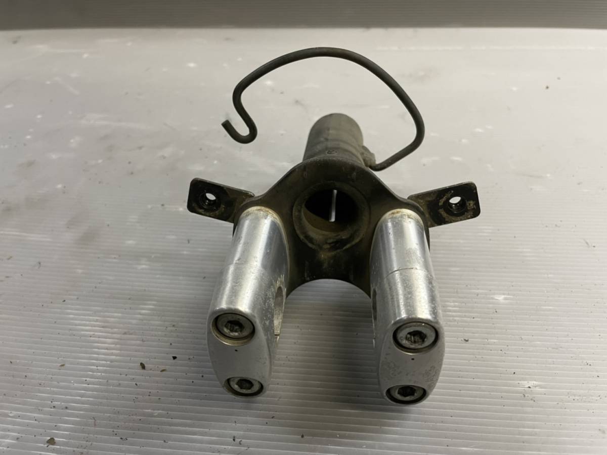 ホンダ・フォルツァZ・mf08・純正・ステアリングブラケットハンドルポスト拍卖