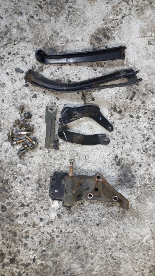 S14前期シルビア SR20DE NA用 エンジン補機類取付ステー No.19拍卖