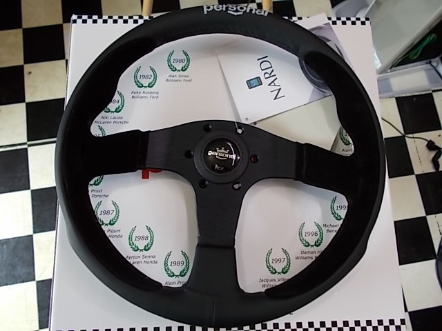 personal パーソナル ポールポジッション P002 350mm 送料無料拍卖