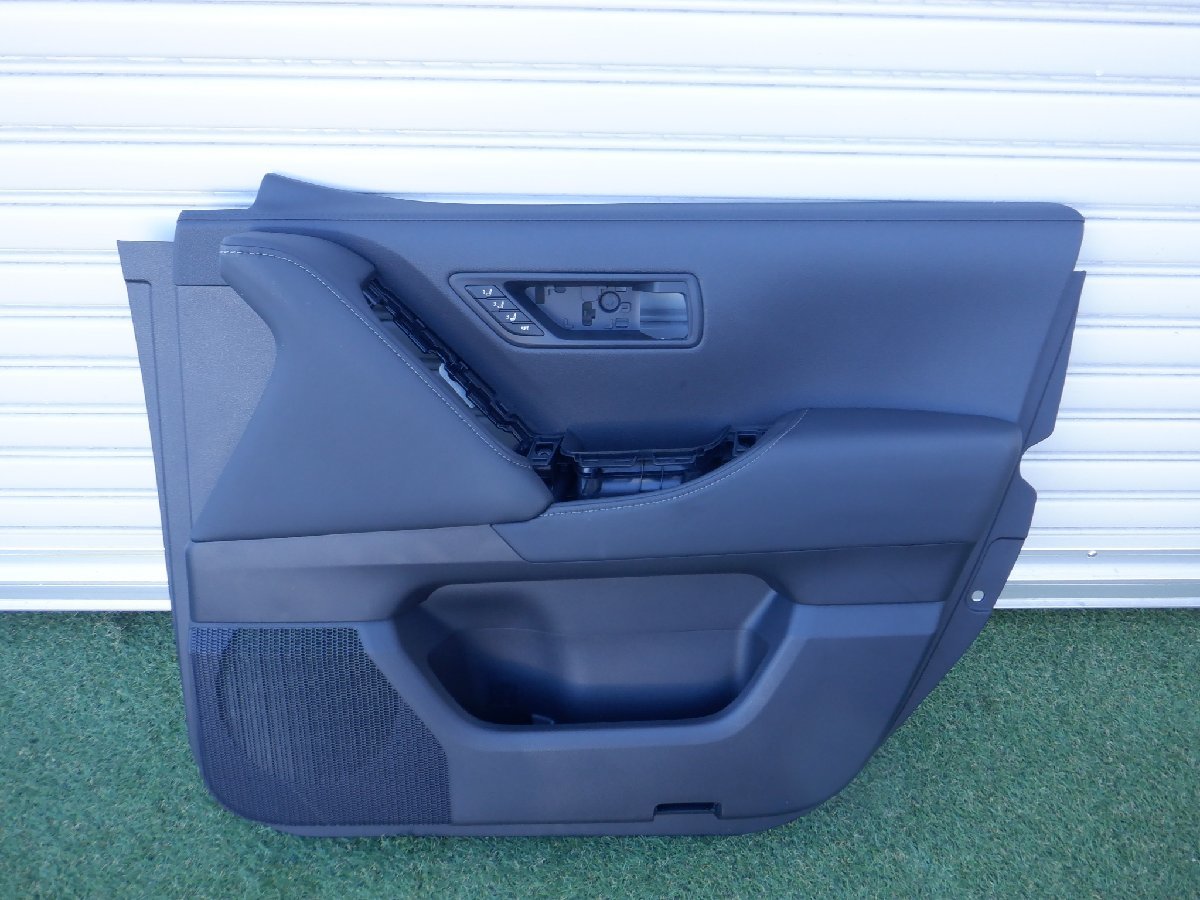 新車外し トヨタ純正 VJA300W FJA300W 300 ランドクルーザー ランクル フロント 右側 運転席 内張り 67610-6AD30 m-22-12-564拍卖