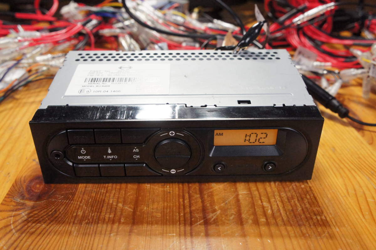 86120-37490 RJ-9465 オーディオ AUX AM FM クラリオン clarion ヘッドユニット メインユニット 日野純正 難あり @345s拍卖