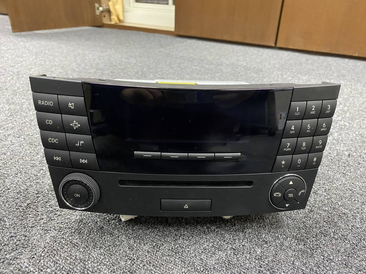 メルセデス・ベンツ W211 CDプレーヤー オーディオデッキ 純正 A2118701289拍卖