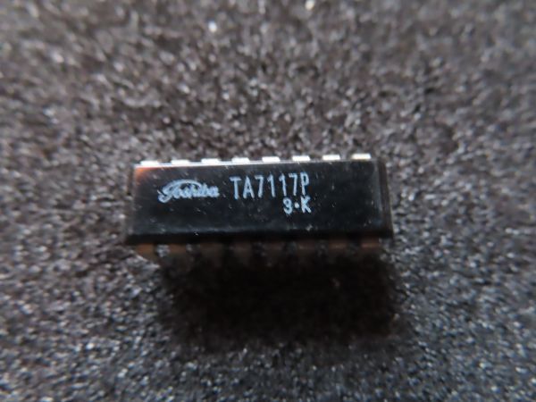 【新品 未使用】東芝 TOSHIBA TA7117P (在庫4個あり)拍卖