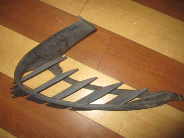 ■ロータス エリーゼ S インテークグリル 右 中古 E117B0126F 部品取あり サイドグリル ダクト S2 ■拍卖