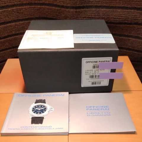 OFFICINE PANERAI 純正 LUMINOR SUBMERSIBLE サブマーシブル 保証書 箱 取扱説明書 ギャラ ホルダー 冊子 オフィチーネ パネライ 純正拍卖
