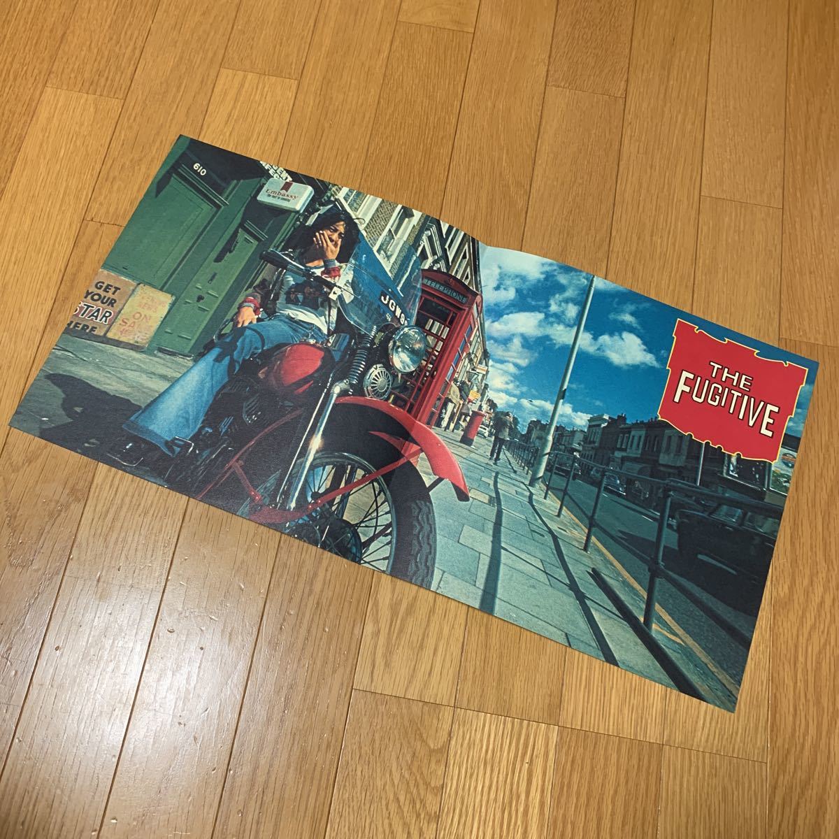 沢田研二 ジュリー the fugitive 2つ折りピンナップ 非売品 貼り付け無し 歌手 俳優 GS拍卖