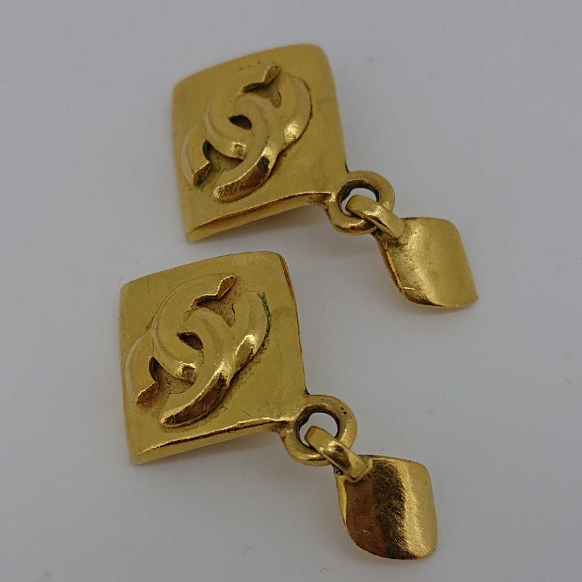 CHANEL ヴィンテージ イヤリング 95 P拍卖