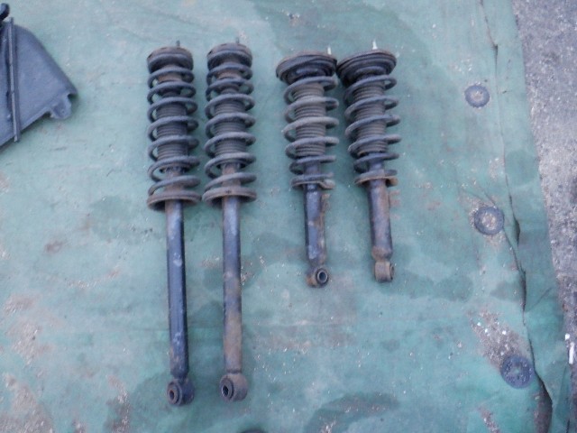 HD426 WGNC34 ステージア 純正 ストラット 4本セット 39971拍卖