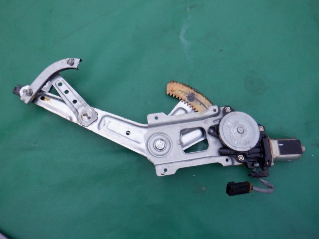 HD416 WGNC34 ステージア 純正 左 リア レギュレーター 39977拍卖