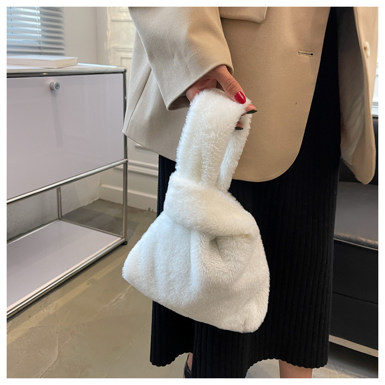 送料無料★新品 フェイクファー ふわふわハンドバック てさげバック フェイク ラビットファー★ホワイト拍卖