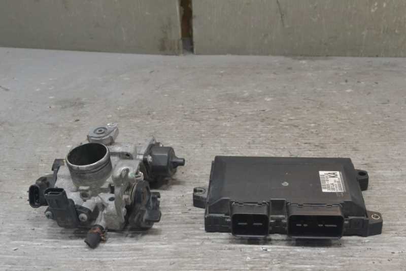 ワゴンR スティングレー 後期(MH22S) 純正 動作保証 スロットルボディー エンジンコンピューター セット/13400-58J02 33920-81JA0 K067065拍卖