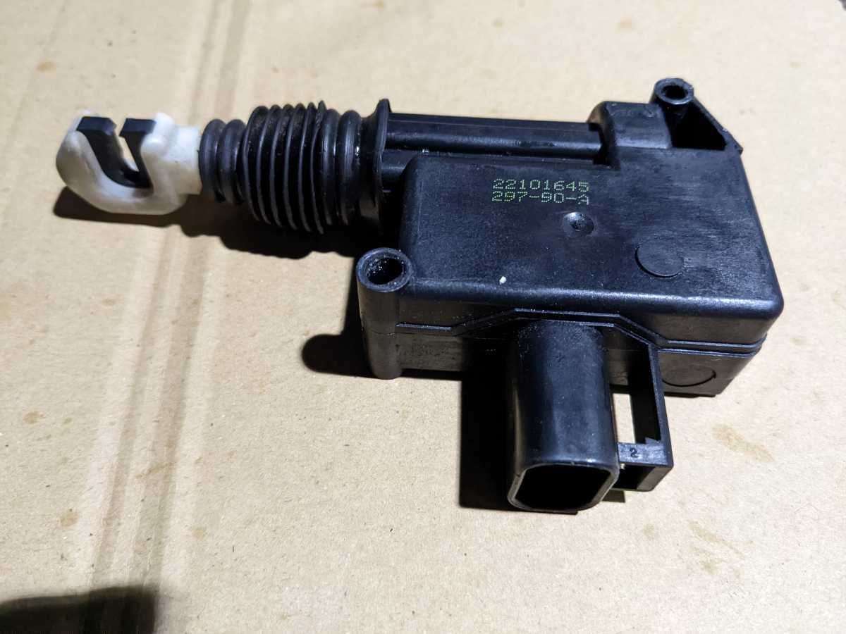 カプリスワゴン ドアロックアクチュエーター 91-96 運転席側拍卖