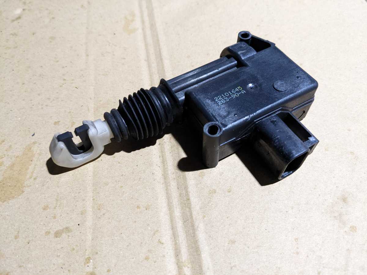カプリスワゴン ドアロックアクチュエーター 助手席側 91-96 拍卖