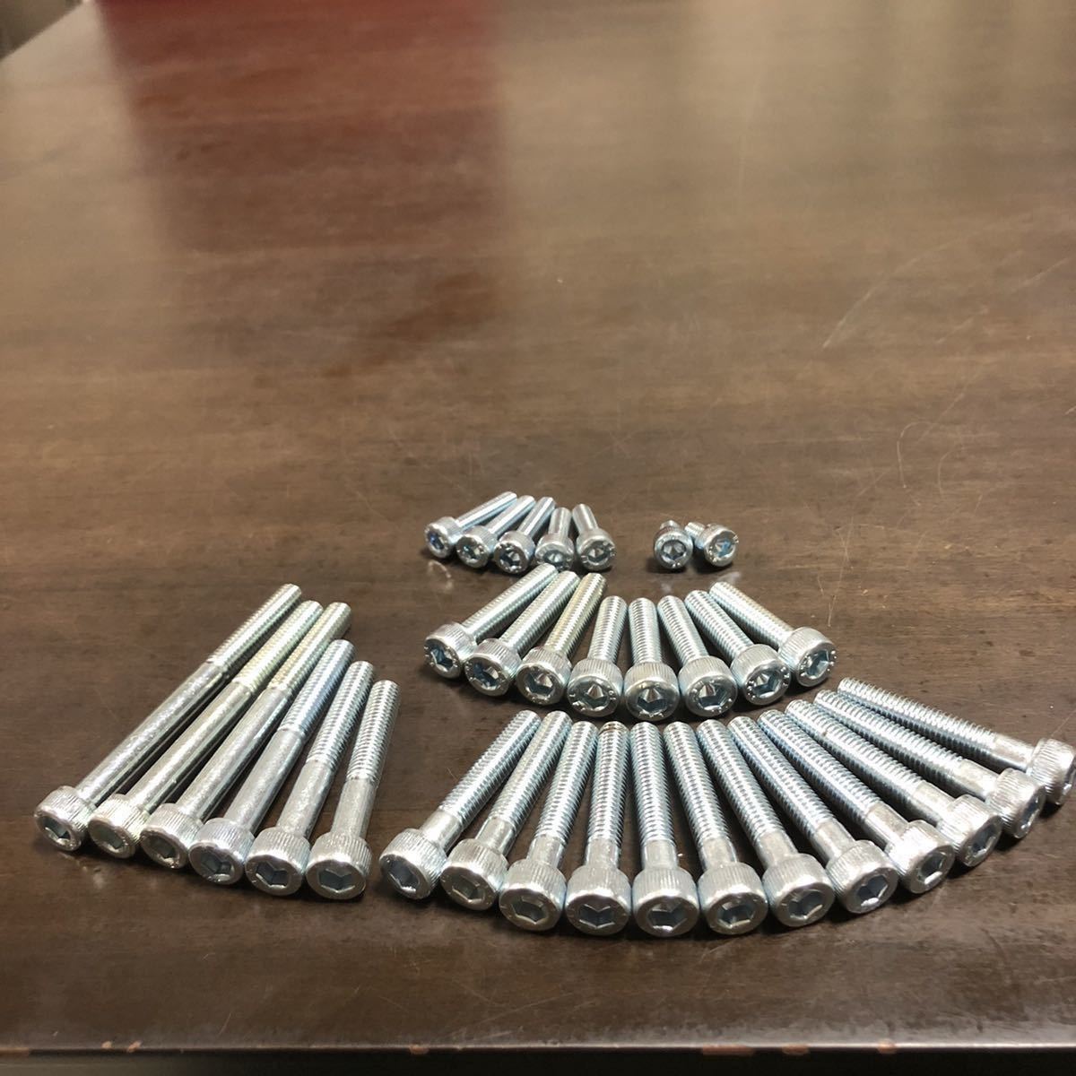 GS400 2 E E2 エンジンカバーボルト スチールユニクロメッキキャップスクリュー 1台分フルセット エンジンに優しく綺麗 安心の日本製拍卖