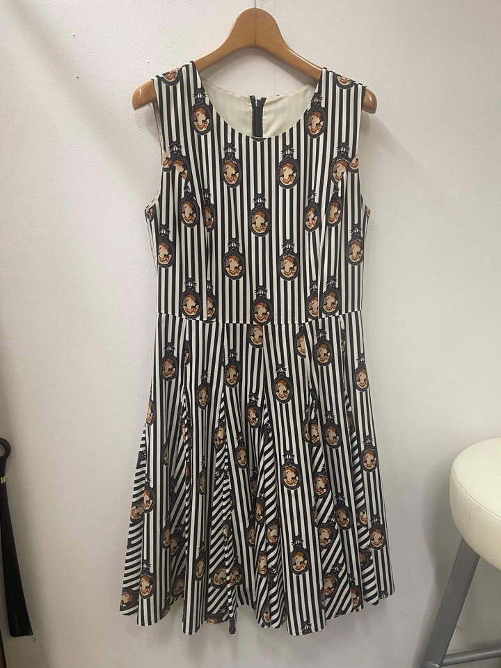 Lois CRAYON PLACE PAUSE(ロイスクレヨン) ポリエステル100%/ワンピース☆サイズM拍卖