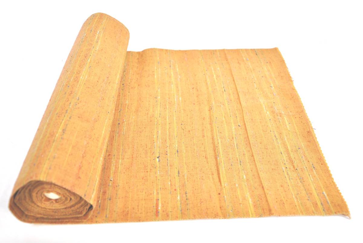 自然な風合いと柔らかな肌触りが特徴的! 昭和ビンテージ 反物 橙色 幅38cm 長さ約11m TKM412拍卖