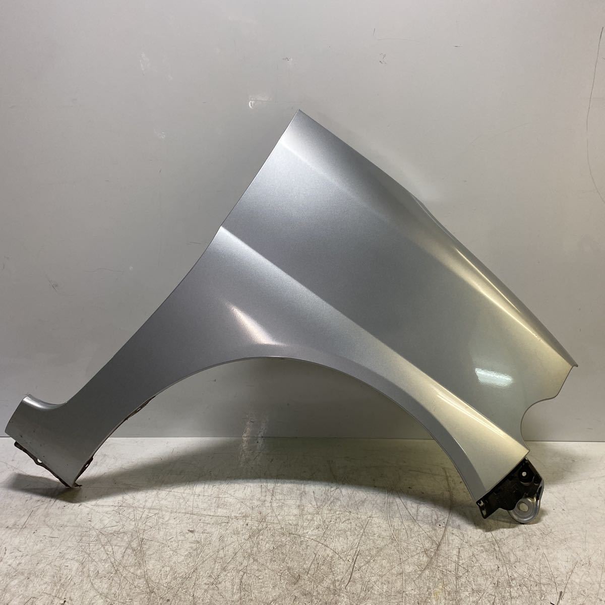 ★ダイハツ エッセ(ESSE)L235S★右フェンダー/S28/YC847拍卖