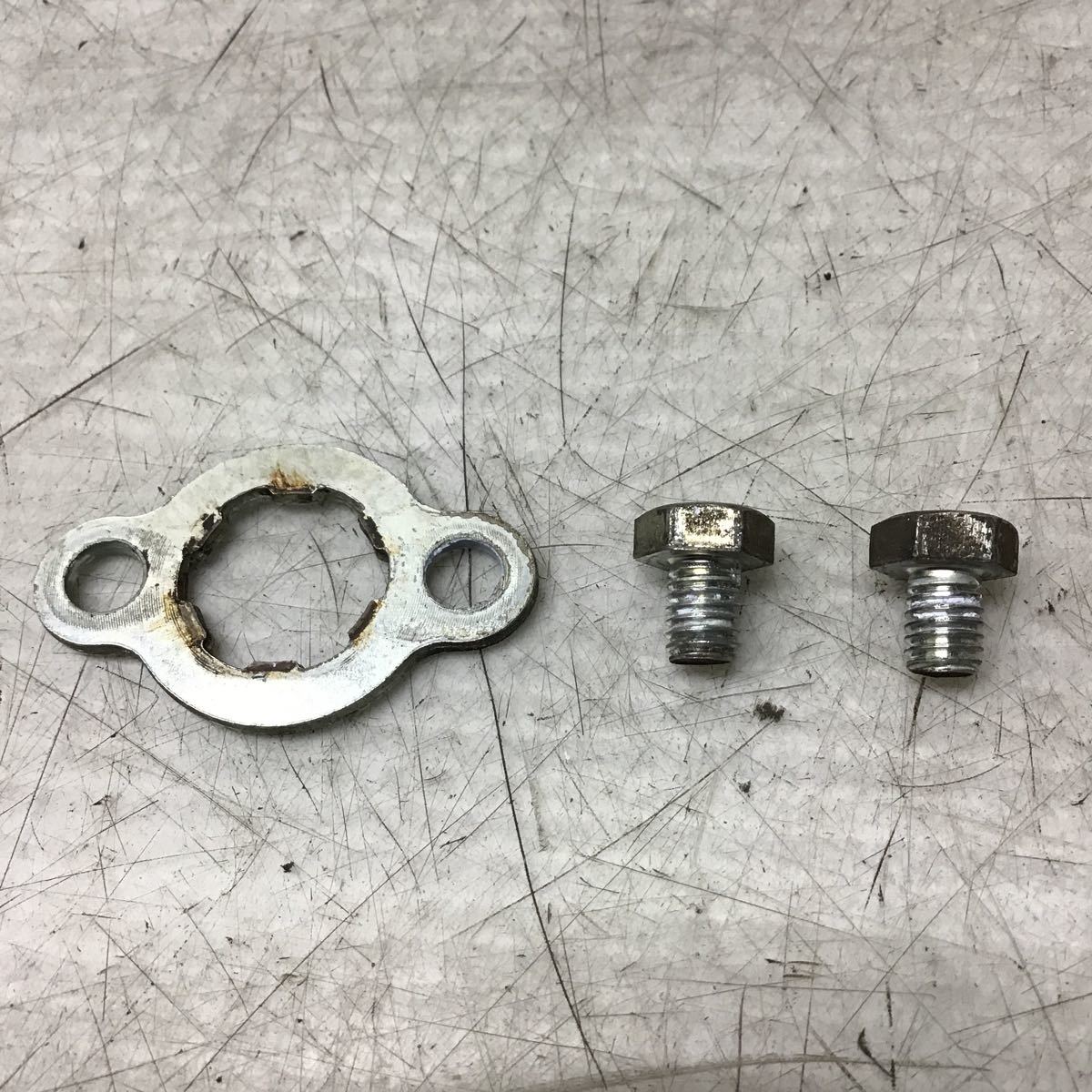 B45-58 ホンダ マグナ50 AC13 スプロケ フロント 金具 ボルト 純正部品拍卖