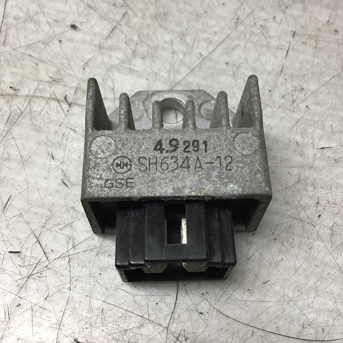 D65-22ne ホンダ ディオ DIO AF62 レギュレーター 純正部品 動作確認済み拍卖