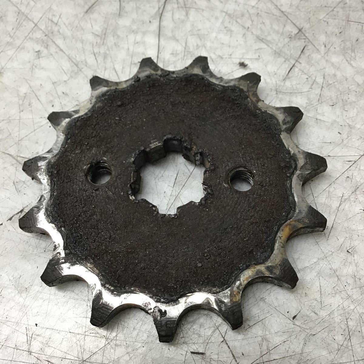 E56-32 ホンダ シャリー50 12V CF50 スプロケット フロント 純正部品 動作確認済み拍卖