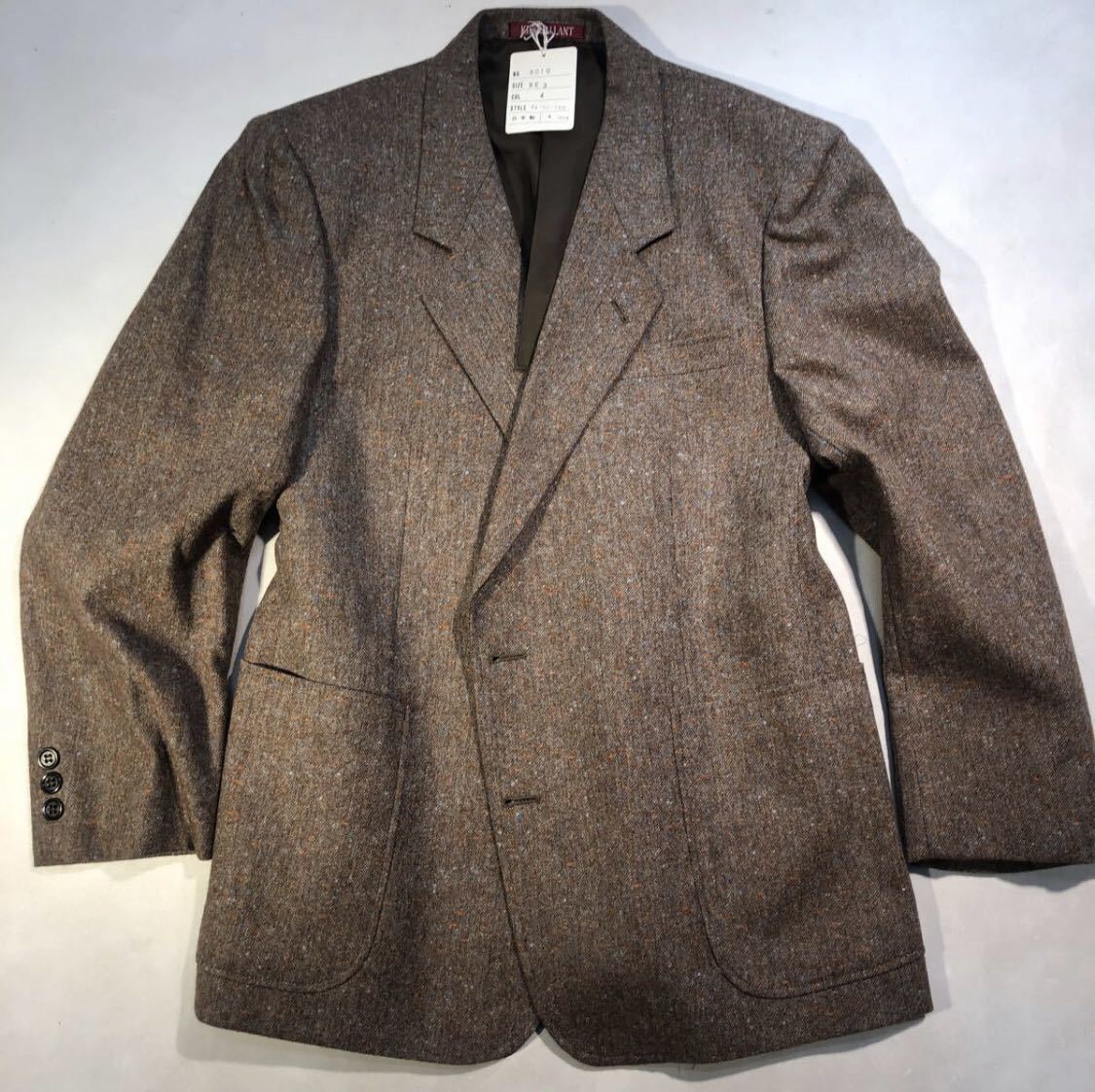 新品タグ付き 東京メイド 高級ウール100% 2Bシングルジャケット BB3 ブラウン系 背抜き/センターベンツ GOLFカジュアル ラスト一点拍卖
