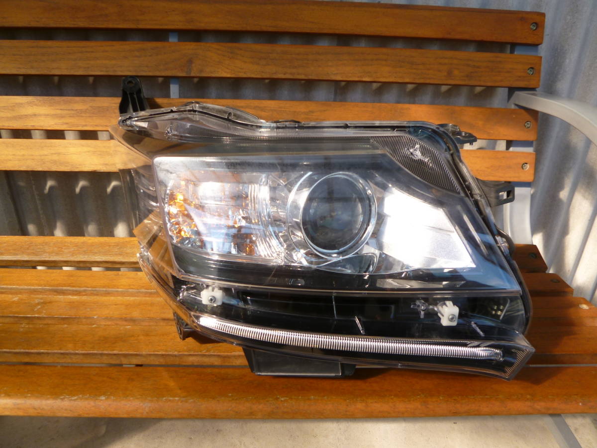 ホンダ 純正 N-WGN JH-1 LED 右ヘッドライト 右ヘッドレンズ【KOITO 100-62161】1点 中古品拍卖
