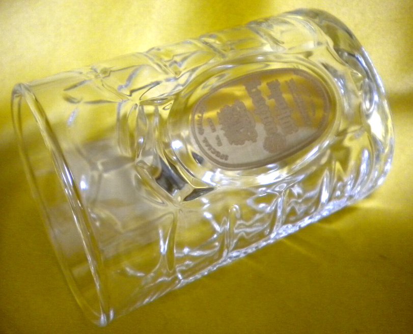 売切 サントリー 角瓶 金ラベル グラス 2客組 箱無し、未使用保管品、寸法W70×D70×H100mm 容量:310ml 重量:210g、口元厚:2.5mm、C/C拍卖