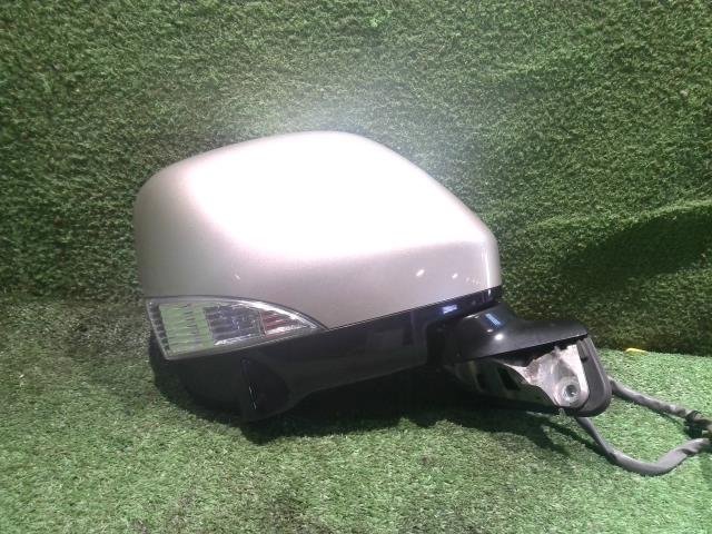 日産 エルグランド E52 TNE52 純正 右 サイドミラー ドアミラー ミラー カバー欠品 電動格納 13P ウィンカー付 ヒーター付 カメラ付 中古拍卖
