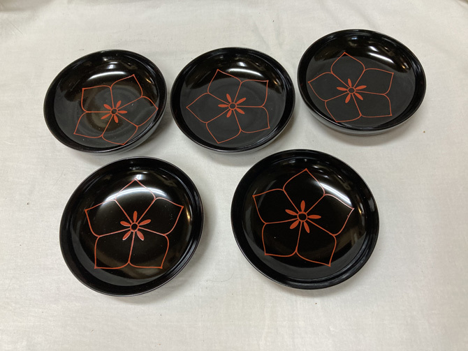 塗物 銘々皿 木製本漆塗 戸倉屋謹製(伝統工芸品) 813拍卖