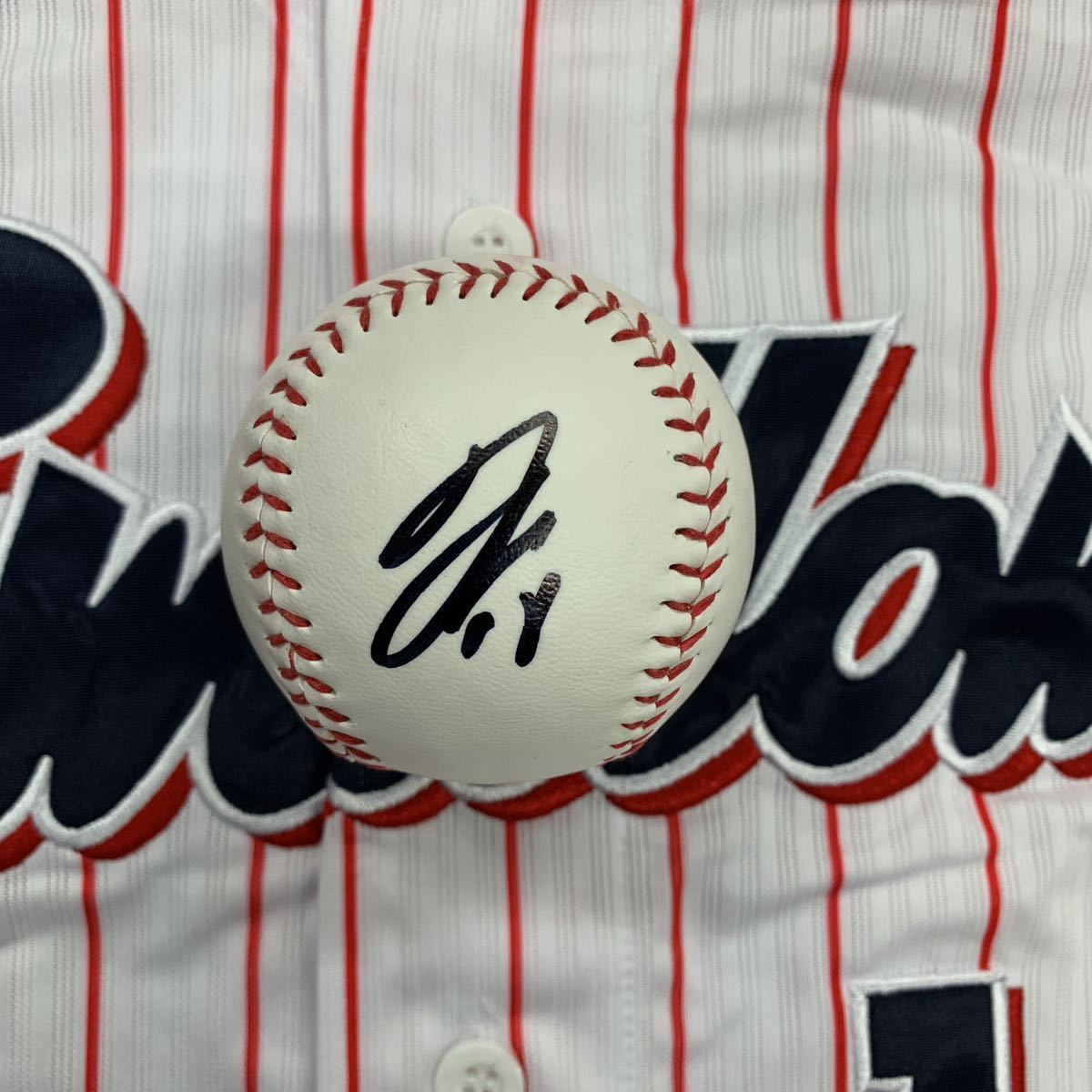 東京ヤクルトスワローズ 原 樹理選手のサイン入り2020西都キャンプボール拍卖